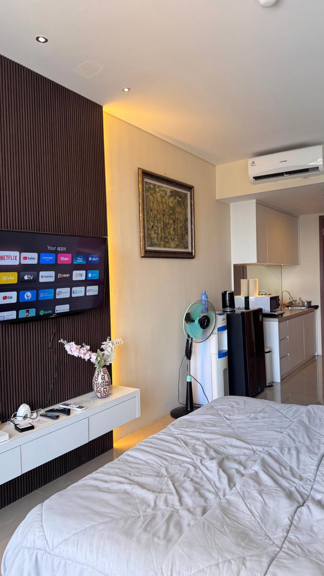 Nagoya Thamrin Apartment High Floor With View Exterior photo